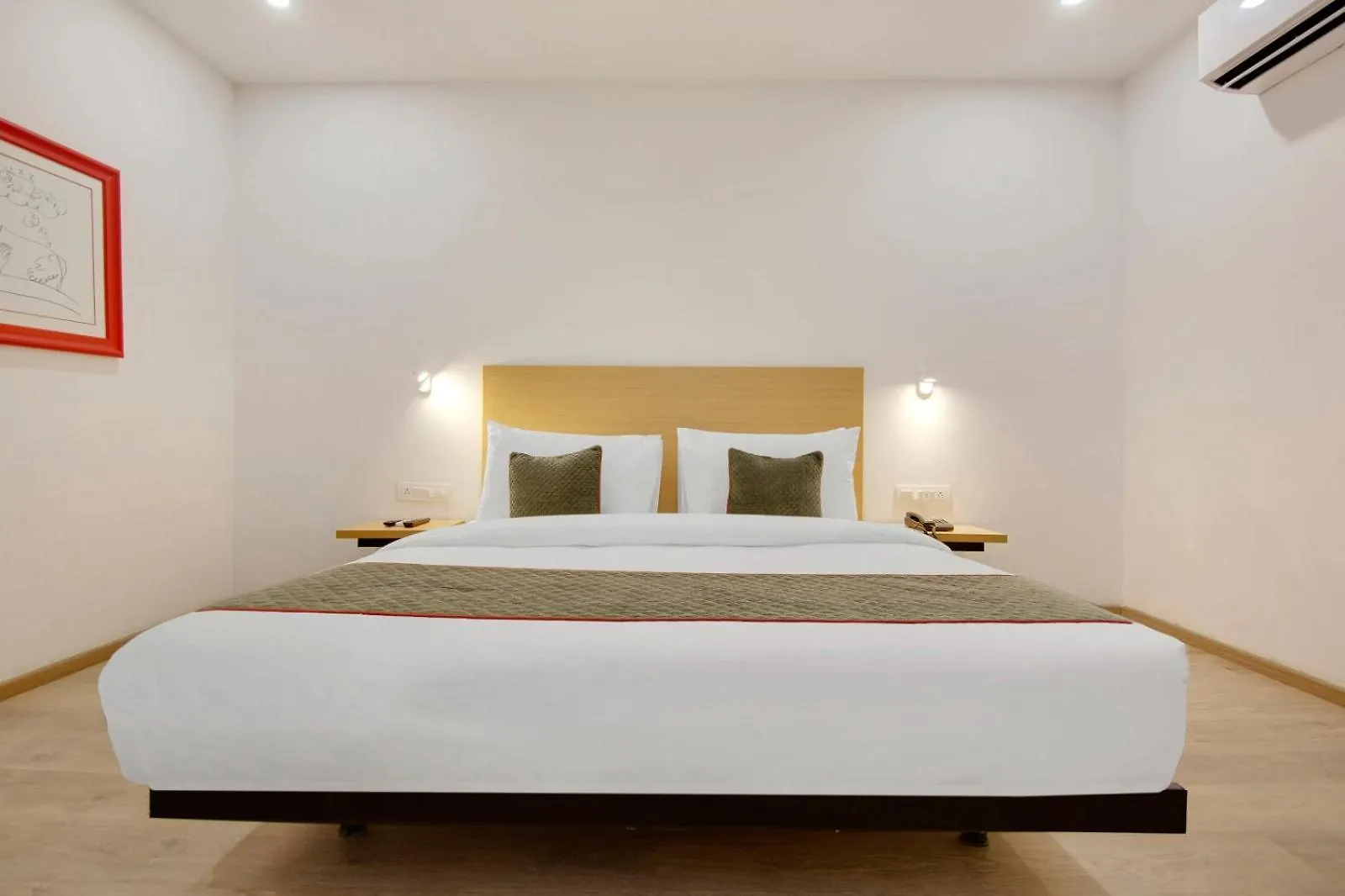 Hotel Grand Asian Blue New Delhi