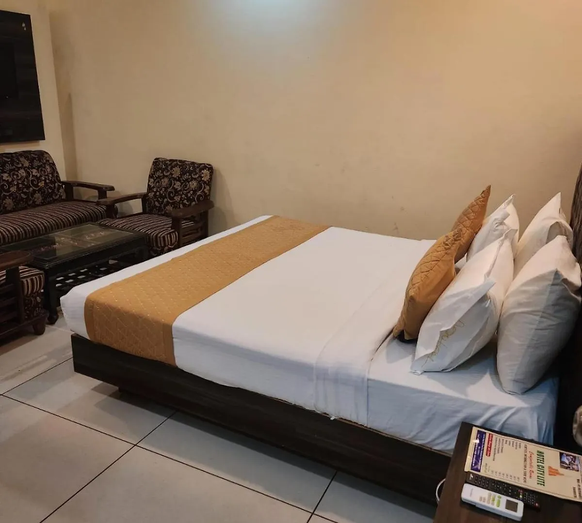 Hotel Grand Asian Blue New Delhi 4*,
