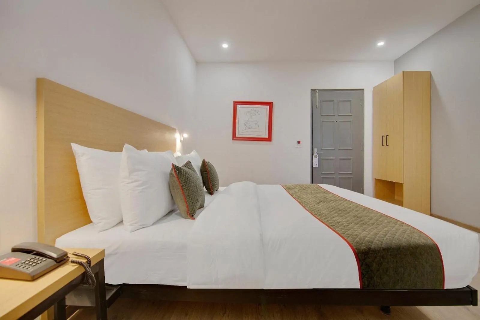 Hotel Grand Asian Blue New Delhi